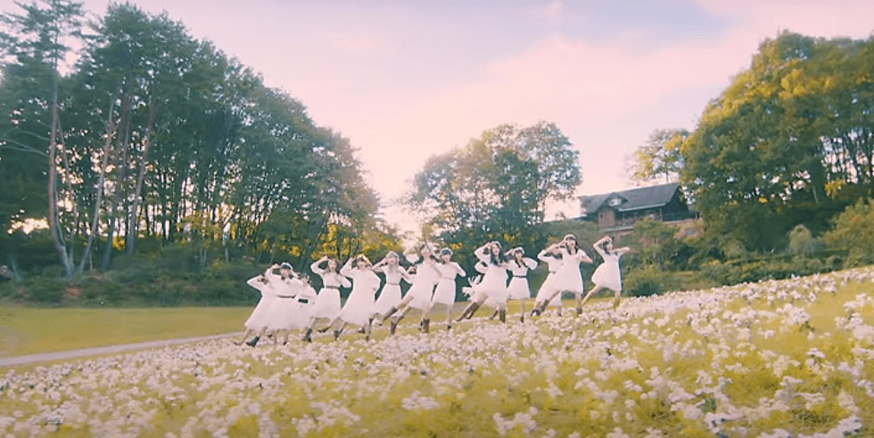 AKB48ミュージックビデオ「ハッピーエンド」